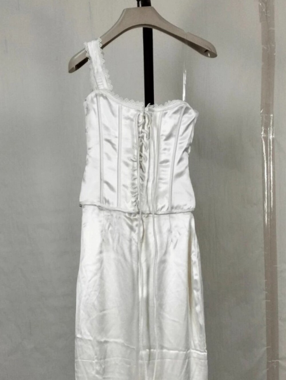 NWOT House Of CB Isis Off-Shoulder Floral Maxi Dress White Corset Bridal Wedding - Picture 5 of 7